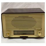 Tonfunk model W706. radio   Works.