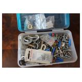 Lo of screws Pickup in Dallas