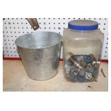 Gavinize Bucket & Nuts Pickup in Dallas