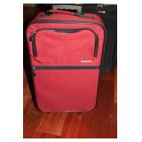 Essential Luggage 19 x 12 x 16 Pickup in Dallas