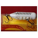 White Black Striped   QUICK HITCH Top Water NO