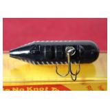 Black  QUICK HITCH Top Water NO KNOT  LURE