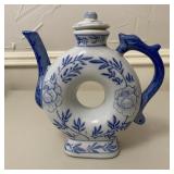 Chinoiserie Blue & White "Donut" Shaped 7"