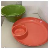 Divided Chip-Dip Serving Tray & 4-Large Bowls
