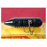 Black  QUICK HITCH Top Water NO KNOT  LURE