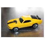 Vintage 1997 Mattel Hot  Wheels Mach 1 Ford