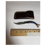 Curved Damascus-Pattern Folding Knife  Blue/Red h