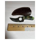 Compact Finger-Ring Knife  Green Handle & Brown h
