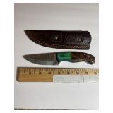 Damascus-Pattern Fixed Blade Knife with Multicoloh