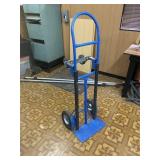 Four Wheels Dolly bottom wheels are wobble