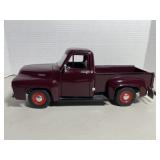 Die-cast scale replica of a 1953 Ford F-100 picku.