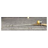 2 PIECE SPORT FISHERMAN POLE AND JOHNSON REEL
