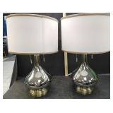 2 MATCHING LAMPS