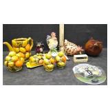 ANIMAL DECOR & FRUIT KITCHEN PIECES