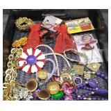 FLAT OF MISC JEWELRY