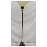 DECORATIVE FLOOR LAMP