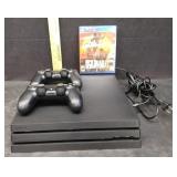 PS4,2 CONTROLLERS,RED DEAD REDEMPTION 2