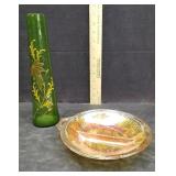 VTG CARNIVAL GLASS DIVIDER DISH & GREEN GLASS