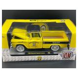 Moon Equipped 1/24 R86 1958 Chev Apache Cameo