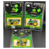 3 John Deere 1:50 Tractors Model B, Waterloo+