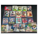 Lot of Assorted Baseball Cards