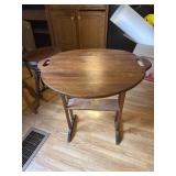 Winged side table