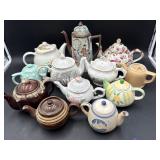 12 Collectible Vintage Teapots
