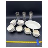Unmarked gold lipped dish set