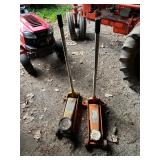 2 floor jacks