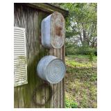 Wash tubs Hay hook, Barr Buyer