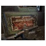 Armstrong Vise