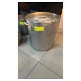 Large pot with lid