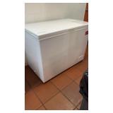 Frigidaire Chest Freezer 44ï¿½ x 25ï¿½