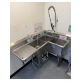 CUSTOM CORNER 3 COMPARTMENT SINK W/FAUCET 42X60"