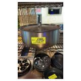 Induction brazier pot with lid