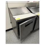 YUKON 29" SANDWICH PREP STATION