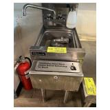 Perlick 12 inch hand sink with paper towel