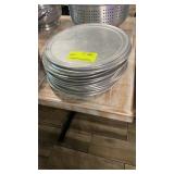 23 pizza pans 13 inch