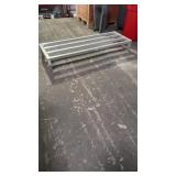 60ï¿½ x 20ï¿½ x 8ï¿½ aluminum dunnage rack