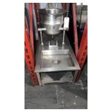 Cleveland 6 gallon kettle on drain stand