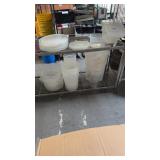 Lot assorted plastic food storage with assorted