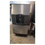Manitowoc  vending style Ice bin 550 pound