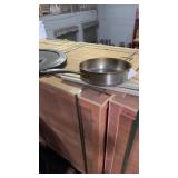 2. 12  inch brazing frying pans with lids
