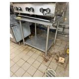 36 X 30 STAINLESS STEEL TABLE WITH UNDERSHELF