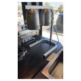 Food warmer with two lights