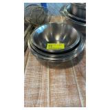 11 medium assorted stainless steel bowls