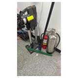 Miscellaneous lot on floor