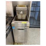 VULCAN HEAVY DUTY FRYER 4 TUBE