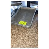 4 half size sheet pans 18 x 13