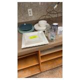 Small lot of assorted platters and mugs